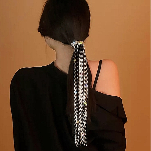 Gold Rhinestone Hair Tassel Accessory - Picture 4 of 5